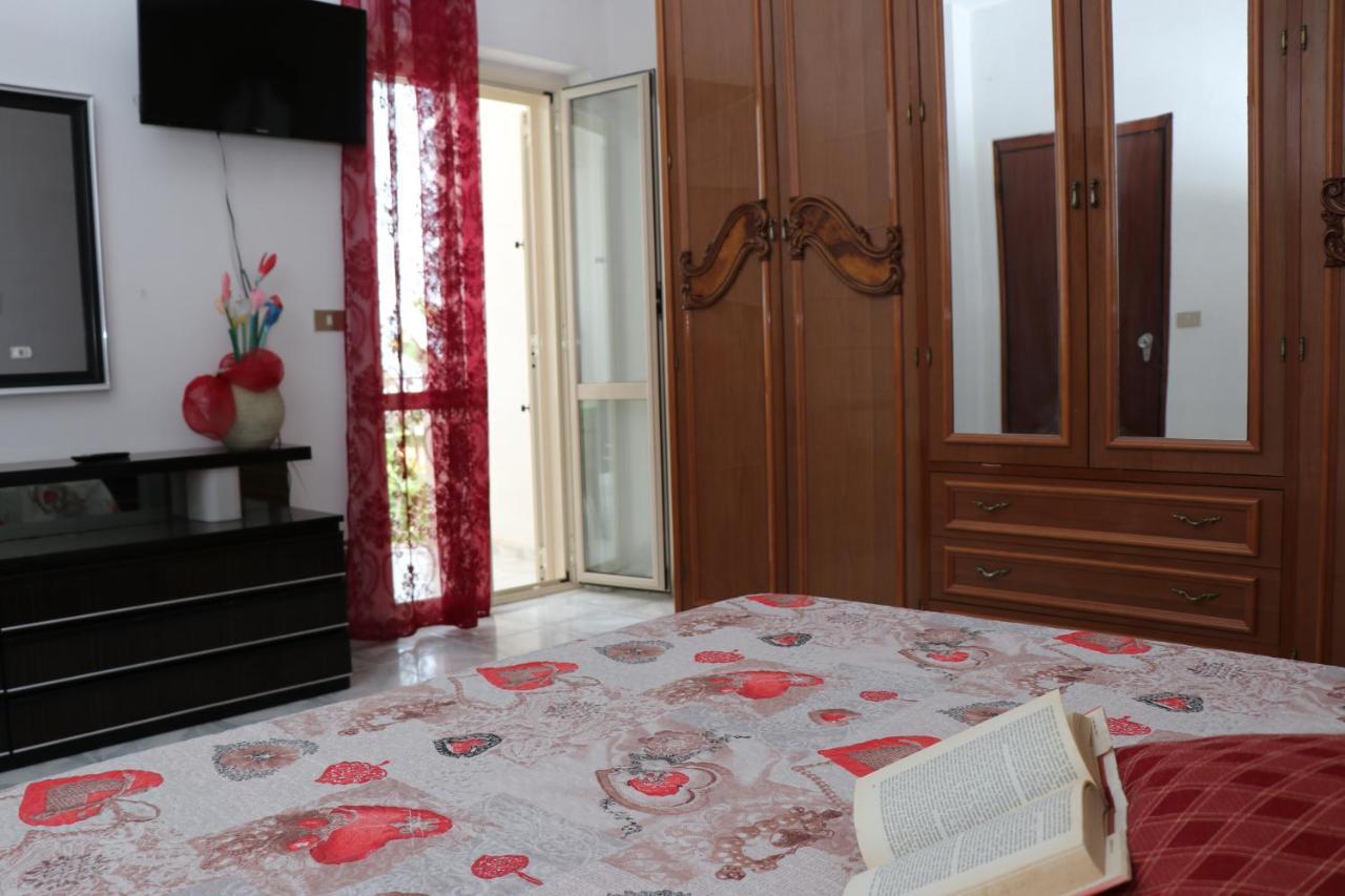 Villa Tropeano ซานตาโดเมนิกา ภายนอก รูปภาพ
